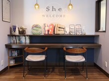 シー(She)
