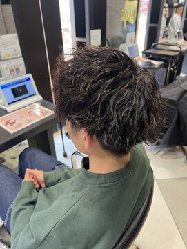 オンリーケアバイジャパン(ONLY CARE by JAPAN) メンズ波巻きスパイラルパーマメンズパーマショートマッシュ