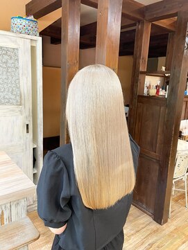 モアムー(Moremuu) ブロンド