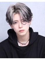 リップス 吉祥寺店 (LIPPS)&nbsp;ホワイトシルバーアッシュエンドカラー韓国センターパート