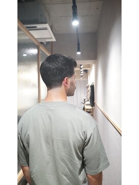 ダウズバーバーショップ 渋谷(dau's barber shop) 【メンズショート】メンズ/バーバー/渋谷/宮益坂/眉毛