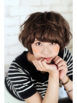 ヴォージュアーム(VOGES ame) 【ＶＯＧＥＳ】ふんわり愛されショート×ダブルカラー♪