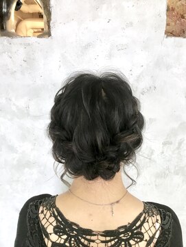 ロク 高田馬場(lok) 編み込みアップ  ［lok  あらい］ 【高田馬場】