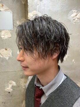 アカ(ACA) センターパートツイストスパイラルパーマツイストパーマ札幌大通