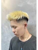 ワールドシップコウベ(WORLD SHIP KOBE)&nbsp;ブリーチ抜きっぱなしフェードショート