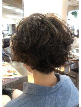 フィックスアップ 銀座(FIX-UP GINZA) ボブのパーマ