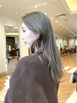 ロングヘア ブリーチヘア 外国人風 オリーブグレージュ　銀座