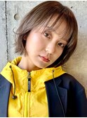イメチェン/ホワイトブロンド/外ハネボブ/ワイドバング/表参道