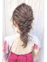 ストゥー(StueW.)&nbsp;浴衣可愛いヘアアレンジ10/髪質改善/ヘアメイク/ヘアセット/韓国