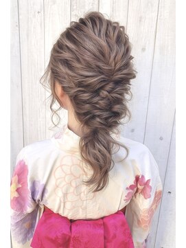 ストゥー(StueW.) 浴衣可愛いヘアアレンジ10/髪質改善/ヘアメイク/ヘアセット/韓国