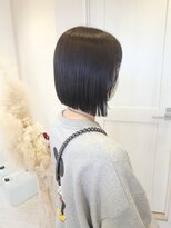 リン(Lin)&nbsp;グレージュ・ぱつっとボブ