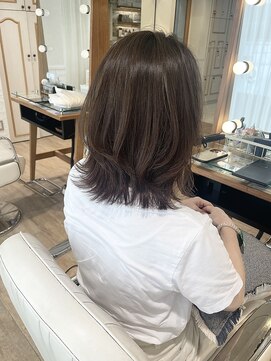 ネオリーブ チロル 横浜西口店(Neolive CiroL.) 大人ミディアムレイヤー 秋カラー 【miku】