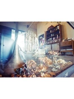 ゆったりくつろげる空間が嬉しい♪美容や流行の知識が豊富なスタッフが迎えてくれるアットホームなサロン！