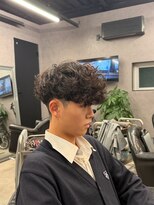 リッチブランドアンドコー(Rich Brand&Co)&nbsp;スパイキーショート　フェード　スペインカール　ルーズパーマ