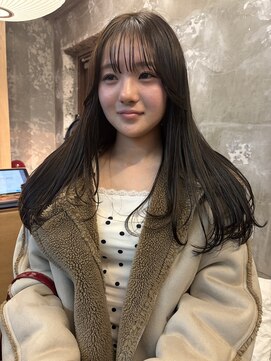 アイヘアー(Ay hair) オリーブカラー×レイヤースタイル