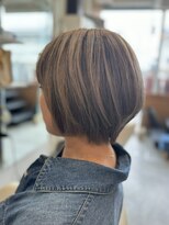 グロウアップバイトゥエンティーフォー 忠岡(glow up by24)&nbsp;丸みショートボブ×アッシュベージュ
