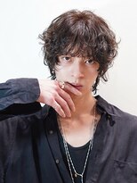 ライラ(Lyla)&nbsp;【grunge smoky】シャドウパーマ×メンズウルフ