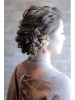 ヌーム 塚本店(NOOM) ヨーロピアンアレンジギブソンタック