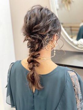 ローラ 本店(Rola) 編みおろし へアセット