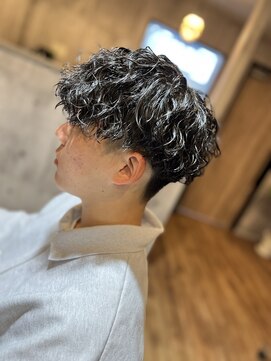 レオン(LEON) 波巻き　ツイスト　スパイラル　ツイスパ