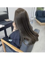 チーク(CHiiK)&nbsp;グレージュ