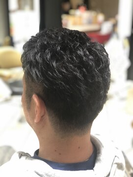 ブロッサム ひばりヶ丘(Blossom) スーツ短髪ツーブロック束感モテる黒髪