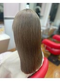 ミルクティーグレージュ