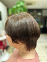 ボザァル(BEAUX ARTS)&nbsp;丸みショート×白髪ぼかし極細ハイライト