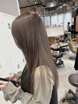 サニー 梅田(Sun.ny) ベージュカラー