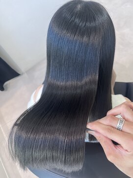 エミュスト(Emuest) 艶髪