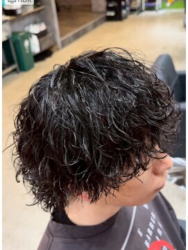 カーニー 北千住(kearny) メンズカットパーマ/ニュアンスパーマ/フェザーパーマ[北千住]