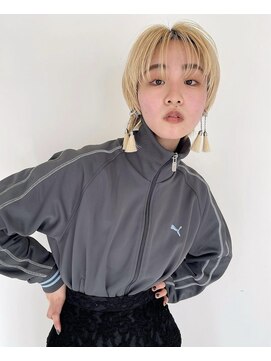 ノットイコール(not equal) short × blond