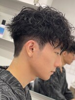 エルマーク 梅田(L-MARK)&nbsp;ツイストスパイラル/スパイラルパーマ/メンズ/マッシュ/眉毛
