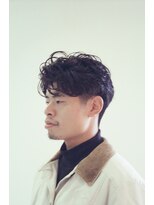 ヘアーコンセプト アイアイオ(HAIR CONCEPT iio)&nbsp;センターパートパーマ