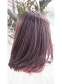 レッド系インナーカラーを入れたレイヤースタイル127