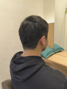 ウイバイファースト(u'i by first) すっきりメンズカット