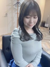 ルアナ 名古屋店(Luana) カットカラートリートメントでつくるミディアムグレージュ