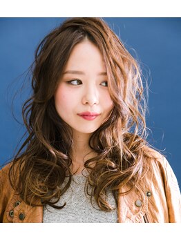 イズムワークショップ(ISM WORK SHOP)の写真/ふんわり・軽やか・エアリー感を演出する《ISMデジタルパーマ》。簡単なスタイリングで再現性も◎