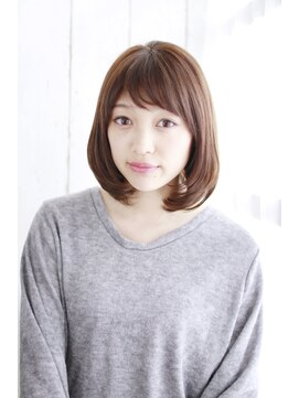 ラリラモーヴ 可愛らしい女性の雰囲気を持つナチュラルなワンカールスタイル