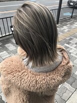 キング 枚方店(K!ng)&nbsp;whitebrond/highlight