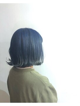 ヘアメイク オブジェ(hair make objet) 切りっぱなしBLUE