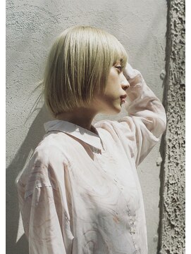 ピズム(PISM) ペールグリーン/顔まわりカット