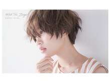 3.「ヘアスタイルに抜け感をプラス」透明感がしっかり出る、ミルクティー系カラー。