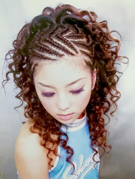 デザイナーズ ファクトリー(Designer's Factory) コーンロウ（ハーフ）