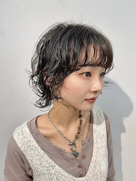 ヴェイン 渋谷(vain) 大人マッシュショートパーマウルフカットアッシュベージュカラー