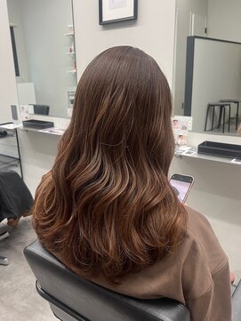 アルター(aL ter) まろやかベージュ［暗めカラー/デザインカラー］長野歌穂