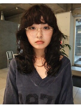 ダブ アオヤマ(DaB AOYAMA) ミディアムハイレイヤー×ドライパーマ