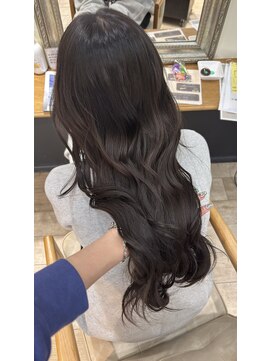 艶重視のロングヘア