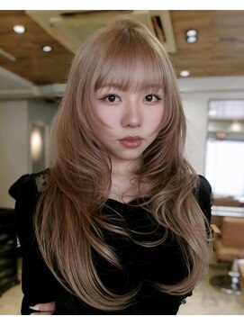 エイン(EYN) レイヤーカット×ミルクティーベージュ/ハイトーン