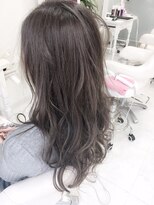 ジウ 上通り(JIU)&nbsp;20代30代40代大人かわいいゆるふわ愛されグラデーション×グレー